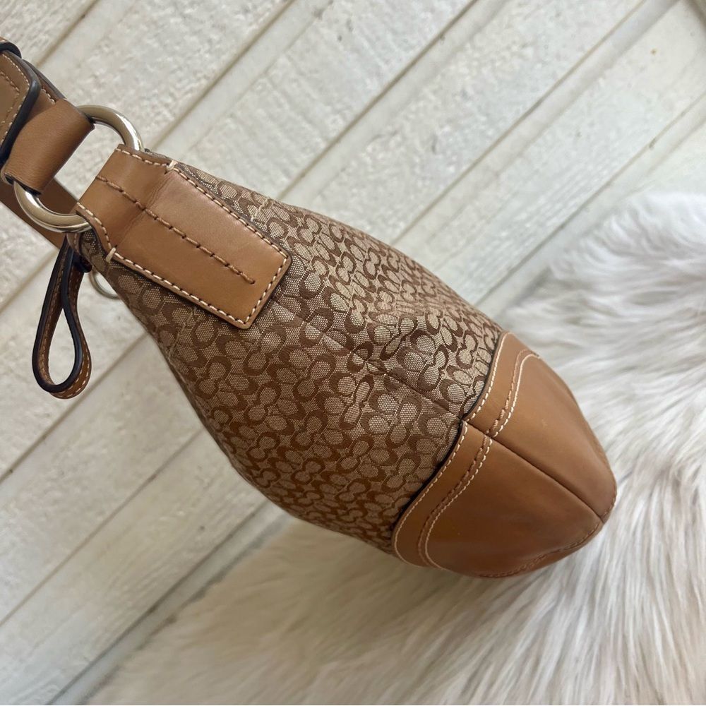 COACH Signature XL Soho Brown Tan Hobo Shoulder Bag Tote 10923 - Picture 6 of 12